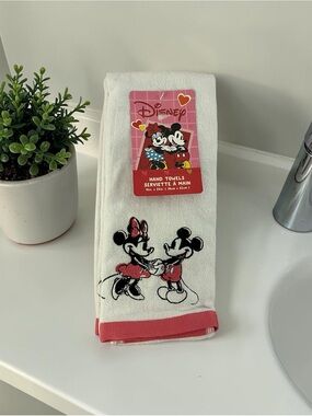 Disney Minnie & Mickey Hand Towel set (2 towels)
